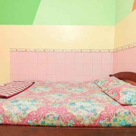 Primadona Homestay Sleman  Bagian luar foto